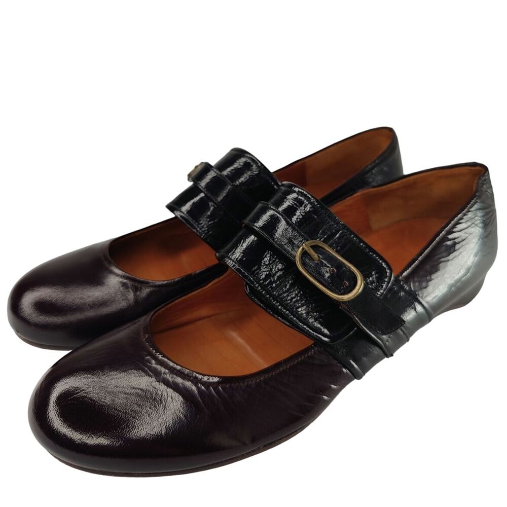 Vintage patent leather Chie Mihara Mary Jane flats sz 40